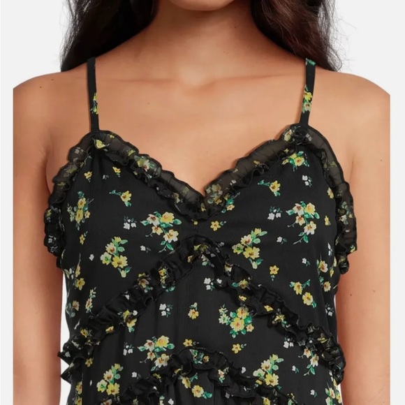 NWT NO BOUNDARIES DRESS …….348 - Picture 2 of 10